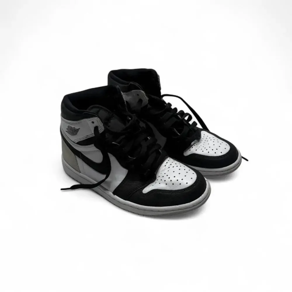 Nike Air Jordan 1 Retro High Stage Sneakers Men’s Size 6 Great Condition